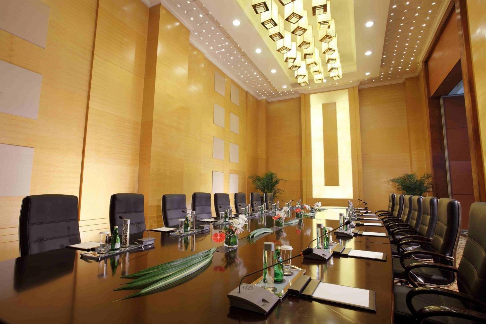 Holiday Inn Chengdu Century City-Easttower מראה חיצוני תמונה